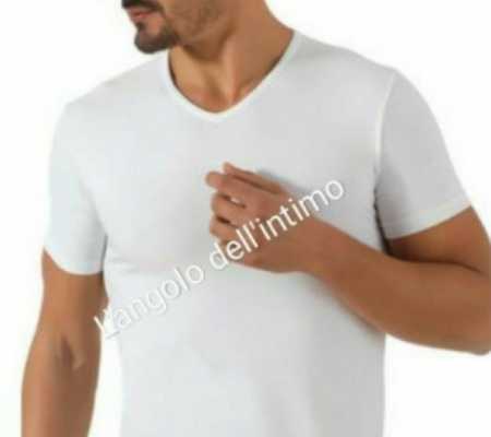 T-shirt mezza manica in cotone elasticizzato a punta uomo Marlene